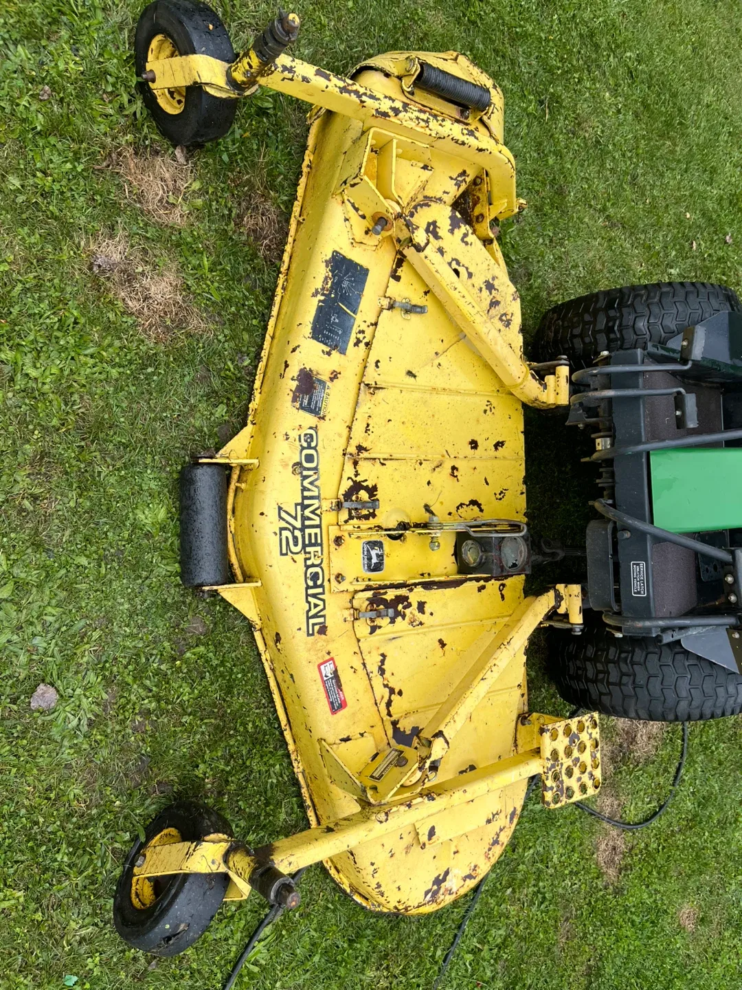 John Deere F925 Commercial 72 Mower image indicator(2)