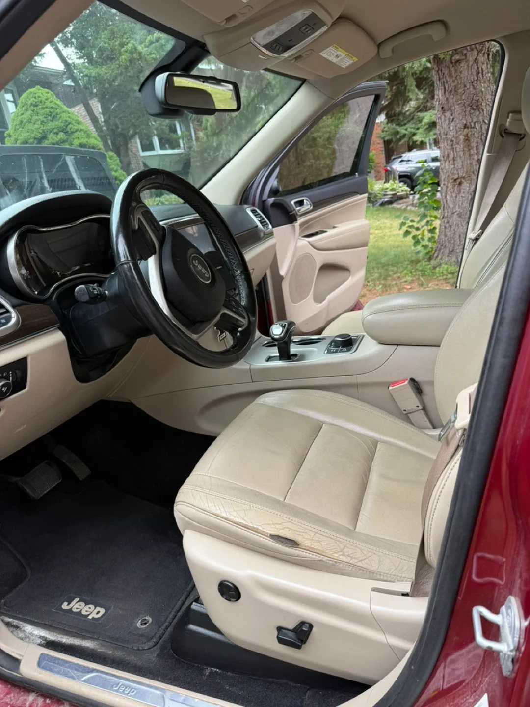 2014 Jeep Grand Cherokee limited 5.7L Hemi image indicator(6)