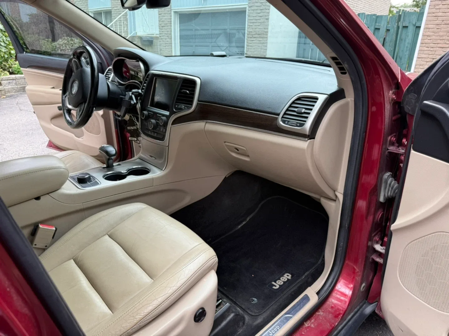 2014 Jeep Grand Cherokee limited 5.7L Hemi image indicator(9)