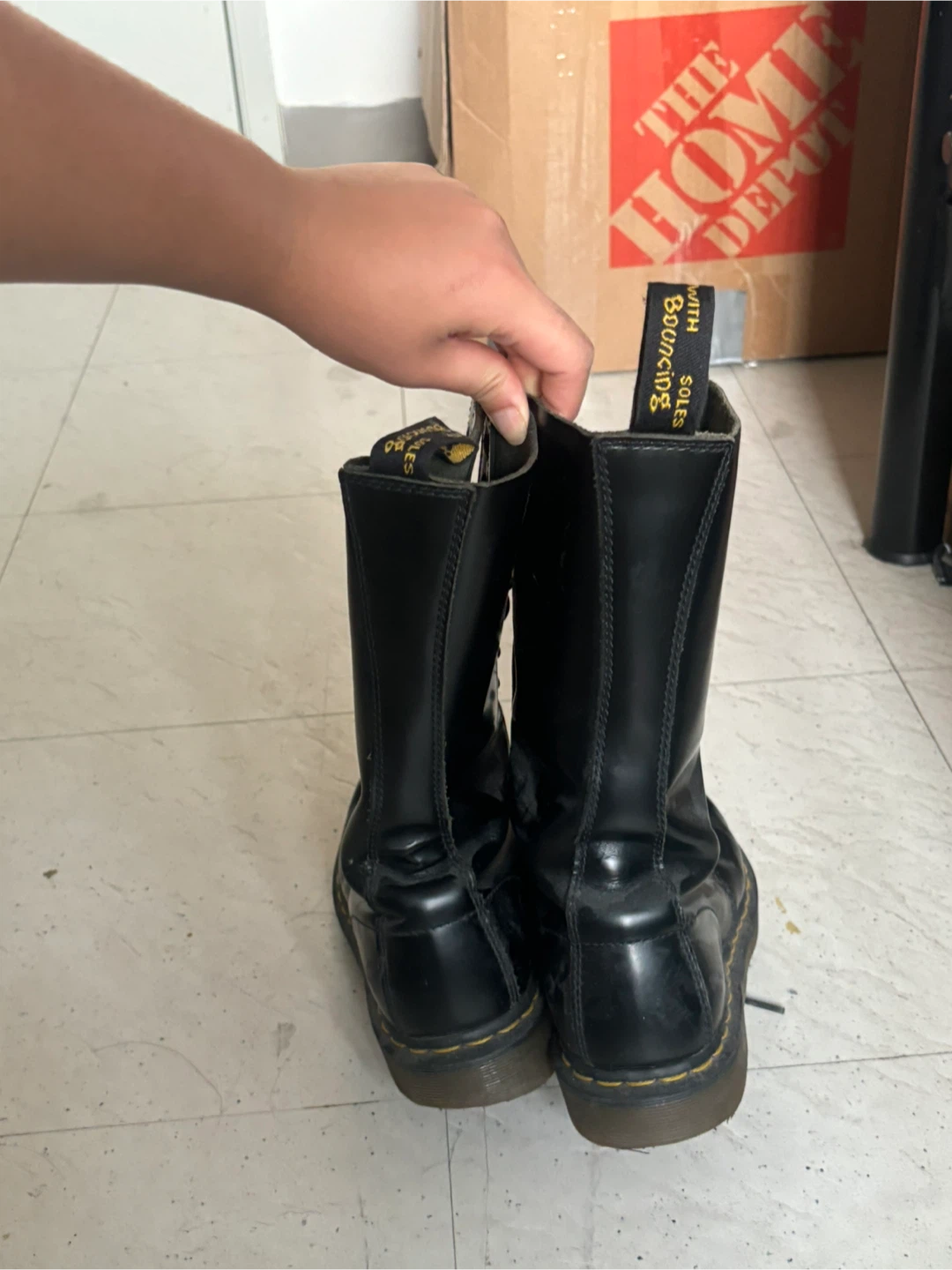 Dr. Martens 1914 Black Leather Boots - US 7 - photo 4