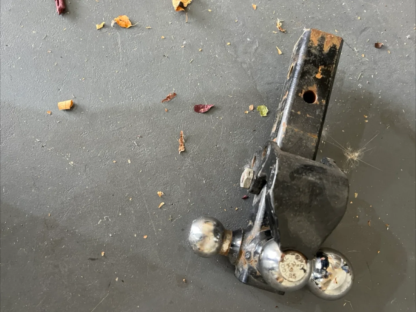 EPC 3-Ball Trailer Hitch image indicator(2)