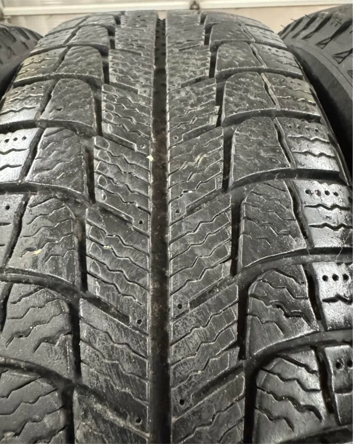 185/65r14 Michelin Winter tires+rims 4x100 PCD image indicator(8)