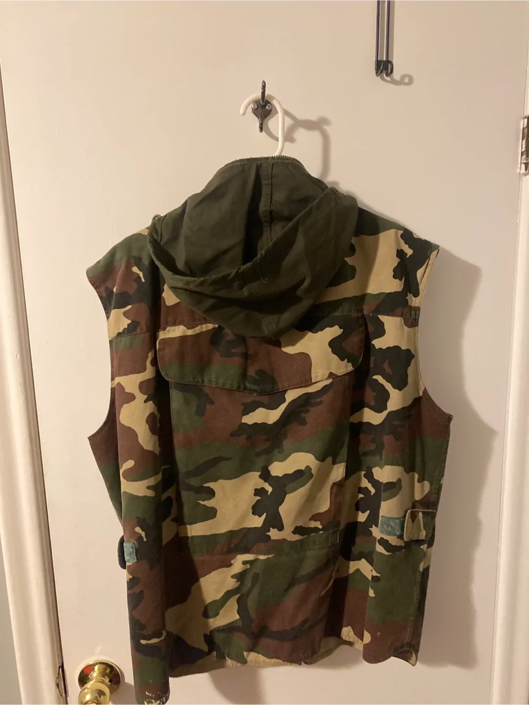 Camo Vest image indicator(2)