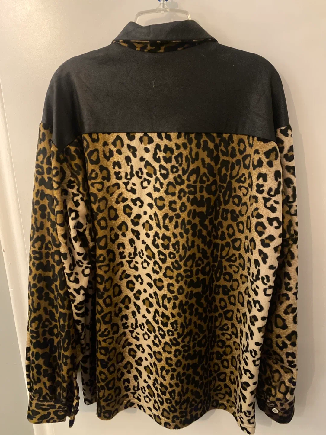 Third Rail Leopard Print Shirt - Size M image indicator(4)