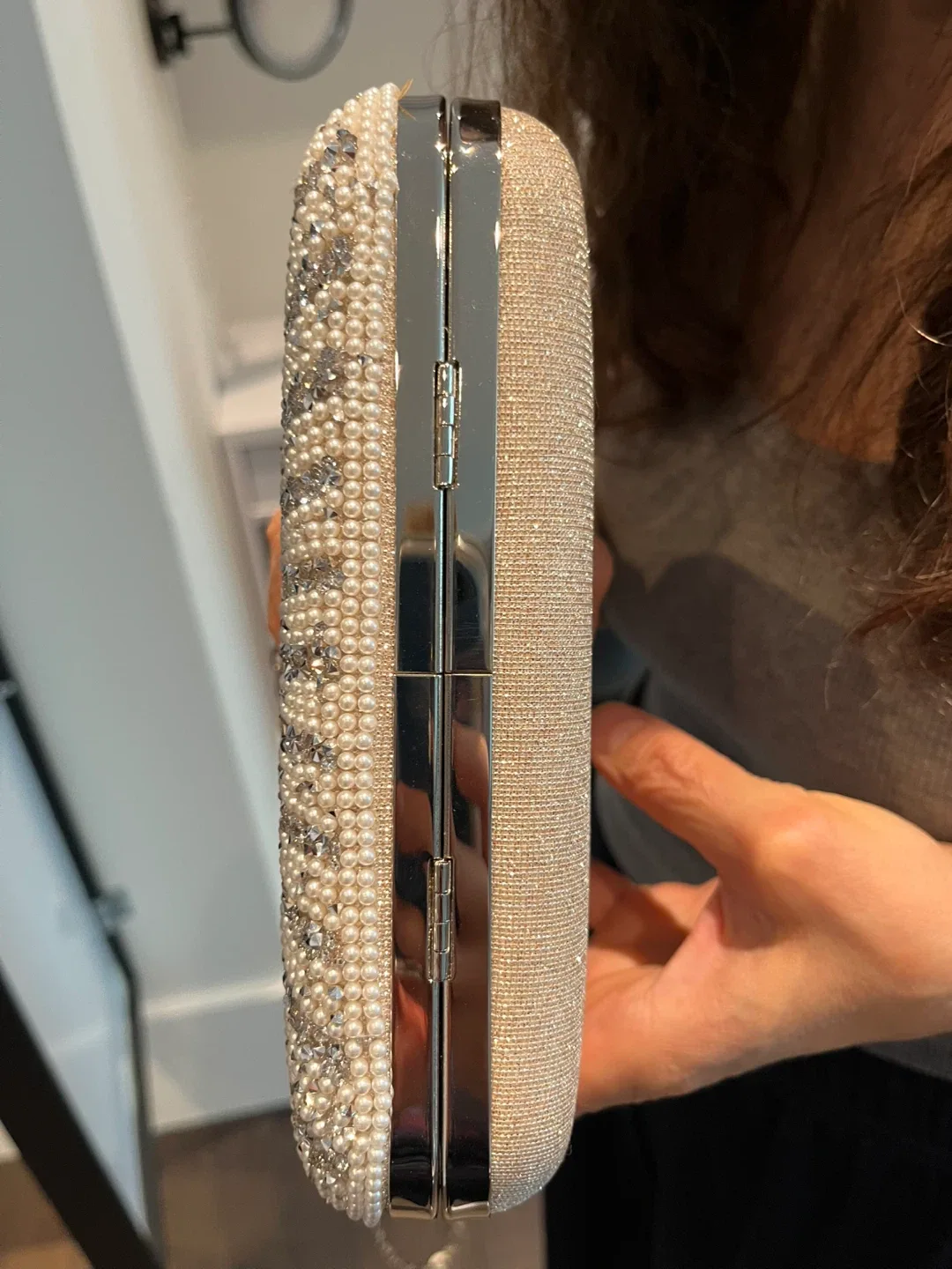 Head Box Clutch Purse image indicator(8)