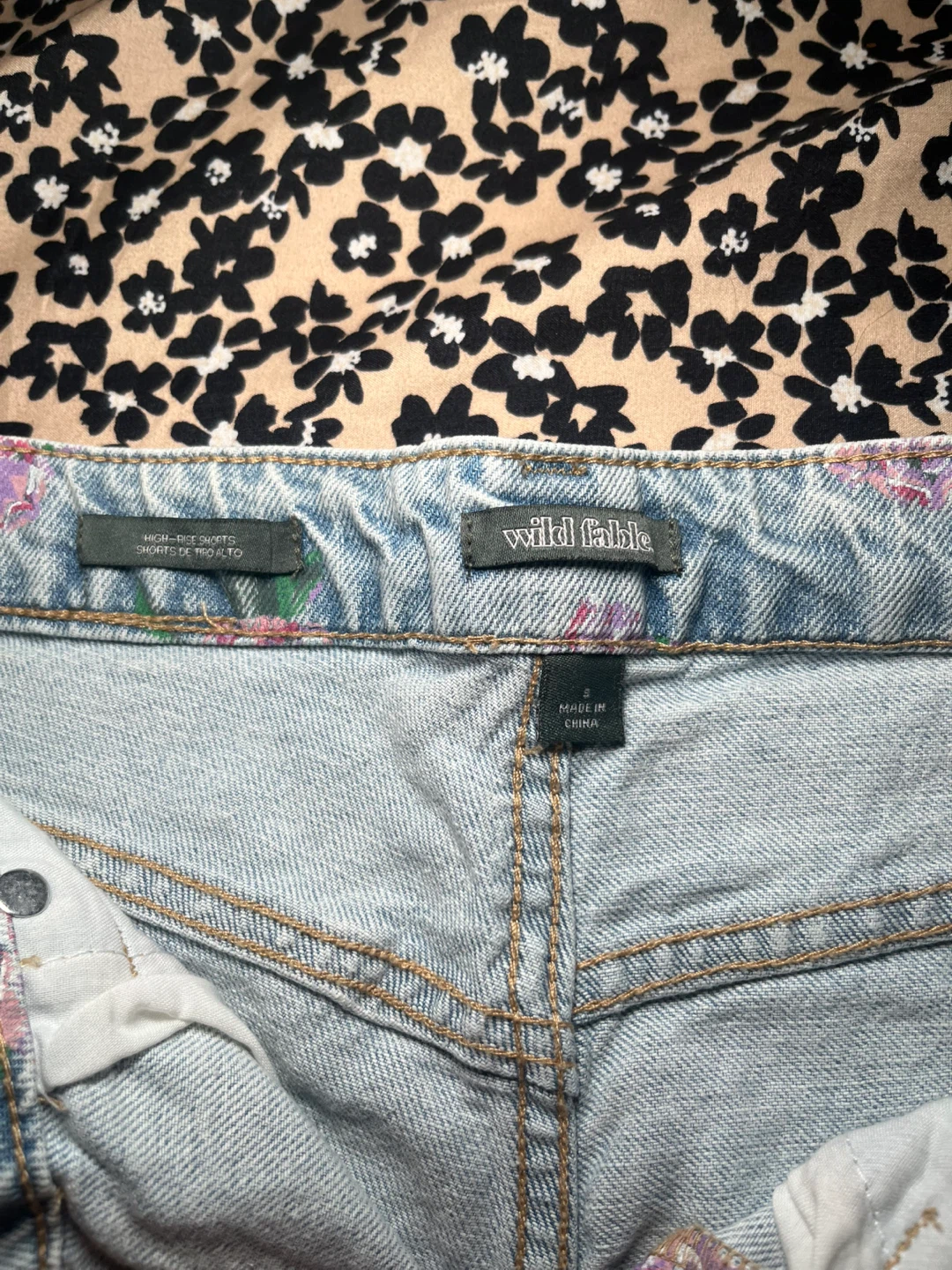Wild Fable Floral Denim Shorts - Size S - photo 3