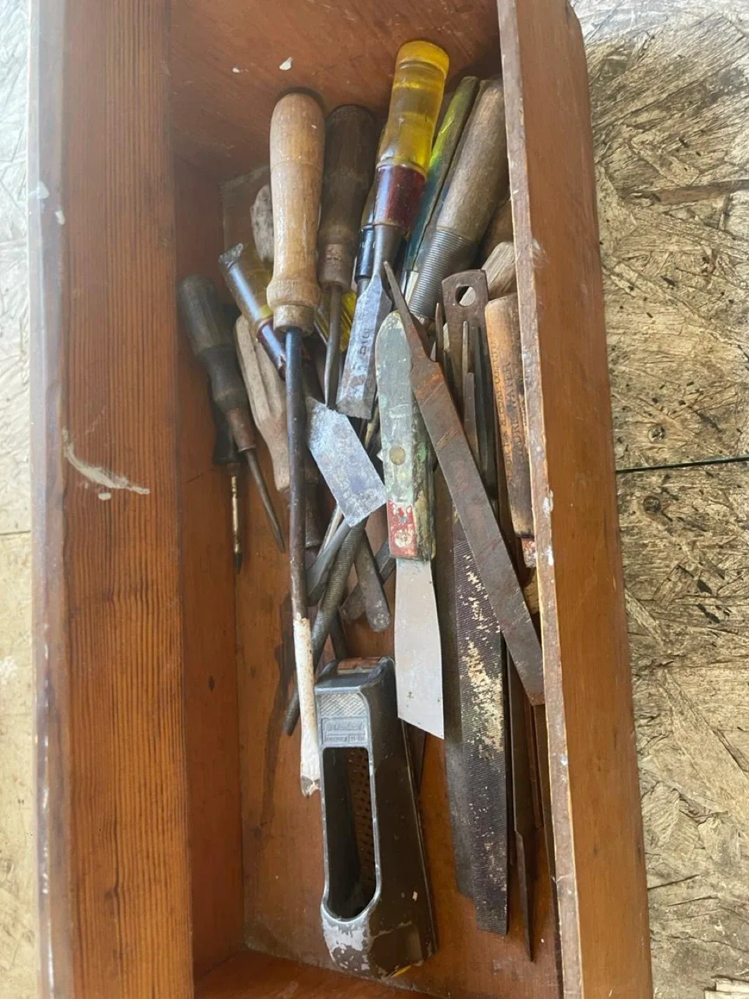 carpentry tools -Mixed Lot of Used Hand Tools image indicator(8)