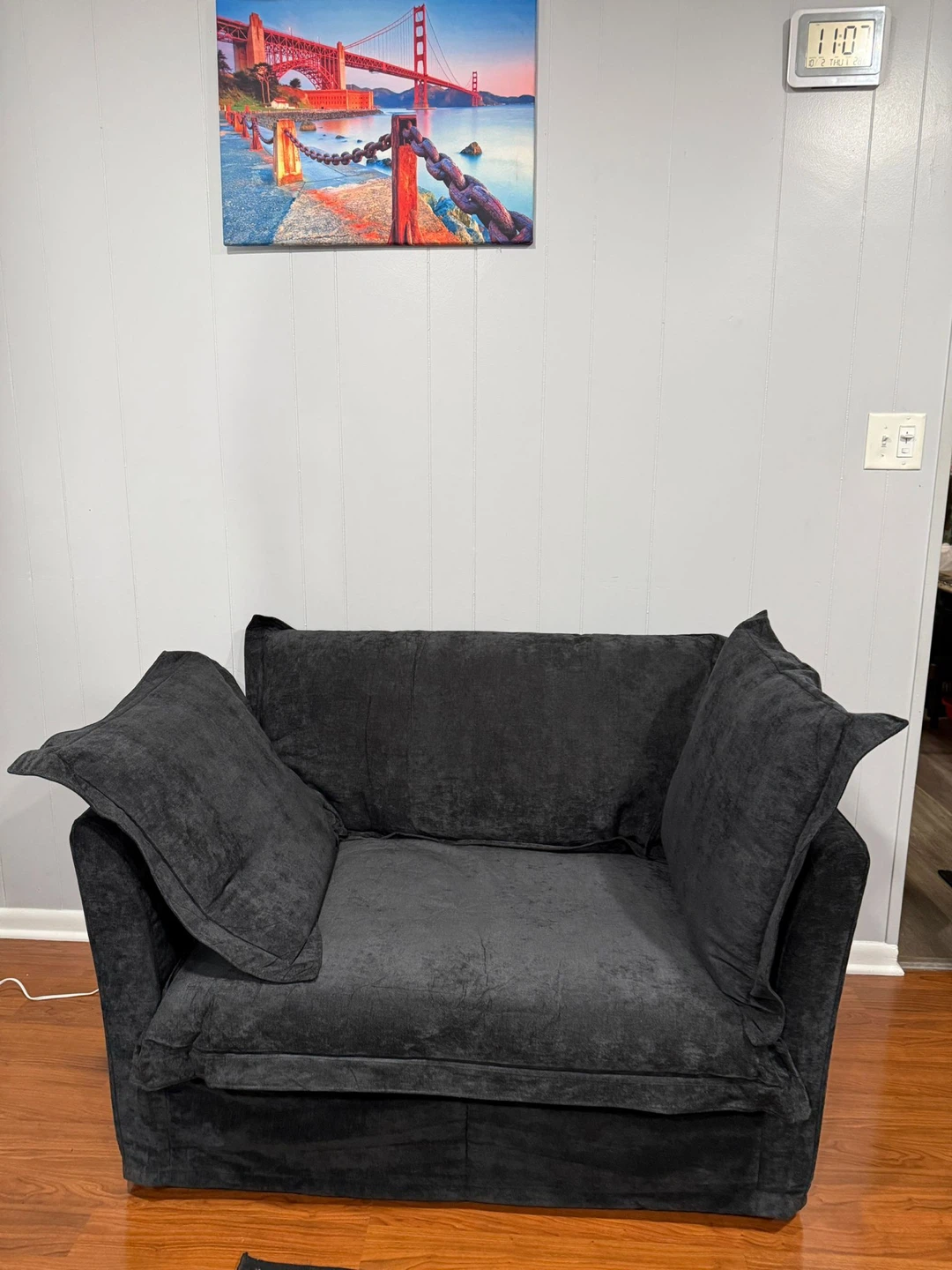 Oversized Black Loveseat Chair