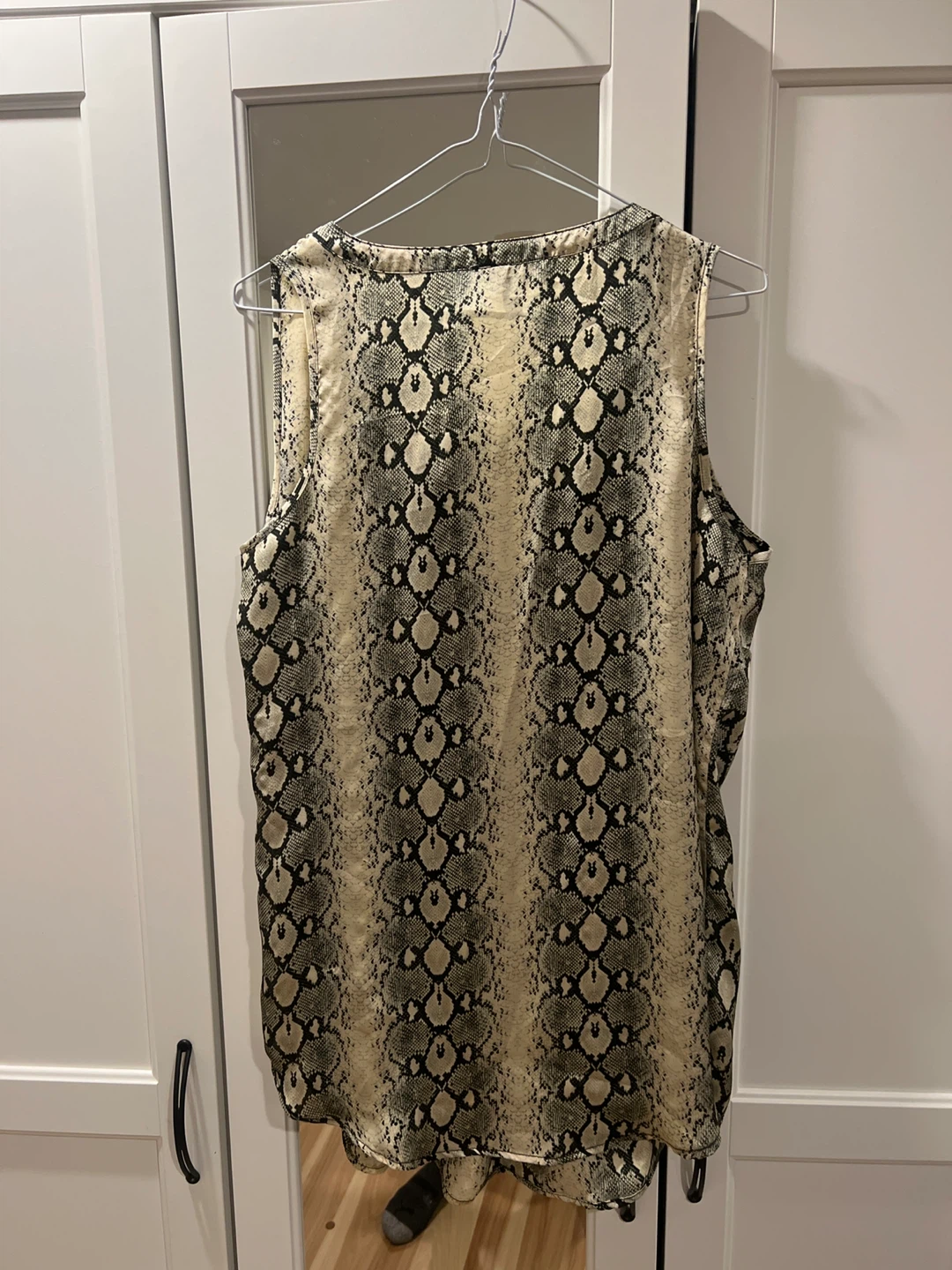Daniel Rainn Snakeskin Print Blouse - Size M - photo 4