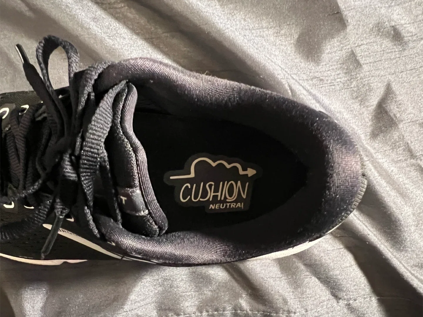 Brooks Ghost 15 Black Running Shoes - size7.5 image indicator(7)