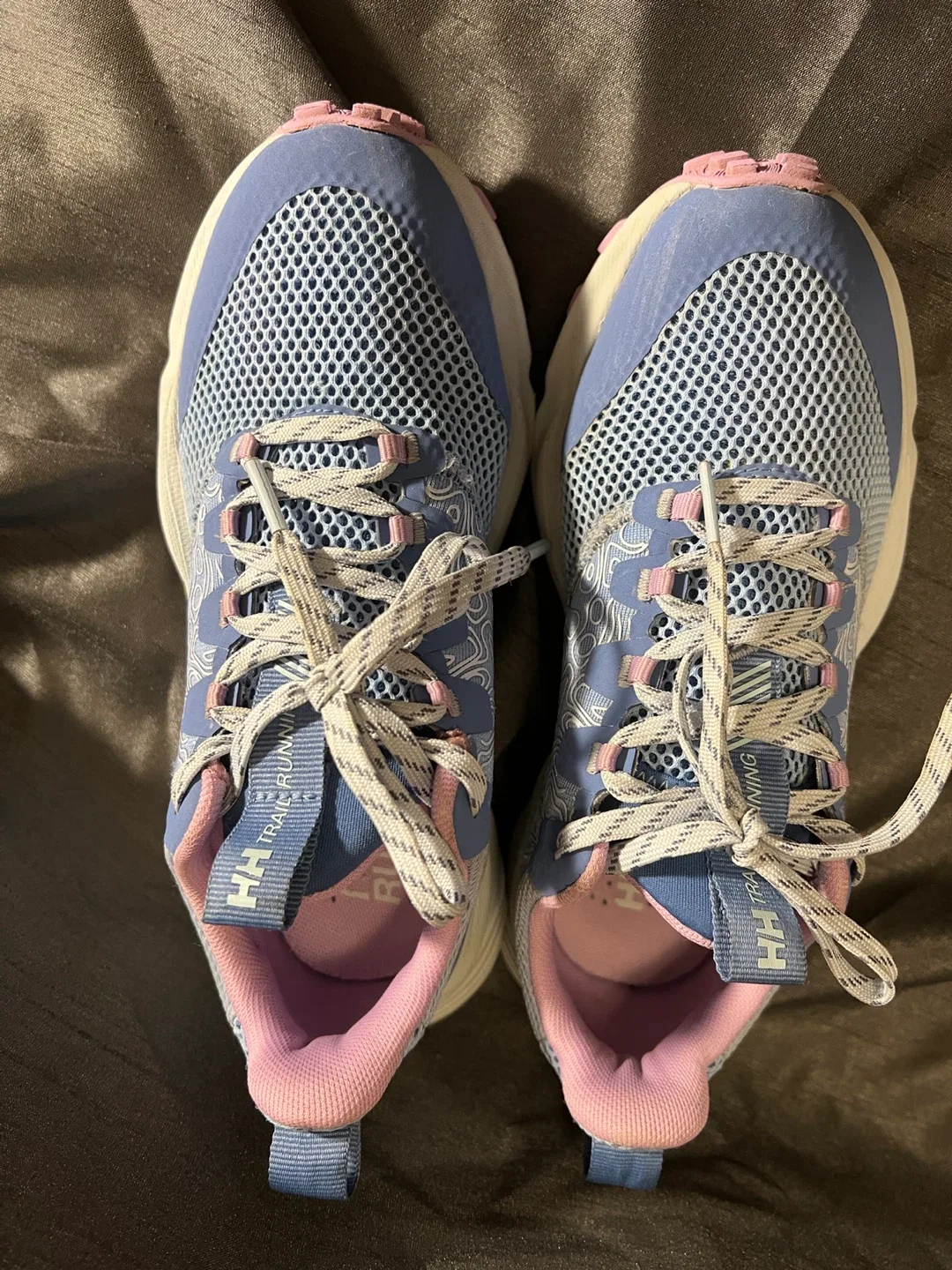 Helly Hansen Trail Running Shoes - Blue/Pink size 5.5 image indicator(2)
