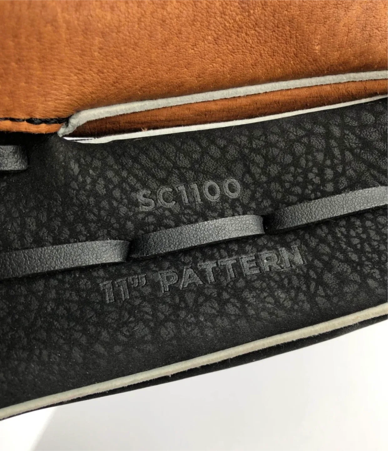 Easton Scout Flex Baseball Glove - Youth + 1 Baseball Ball image indicator(5)