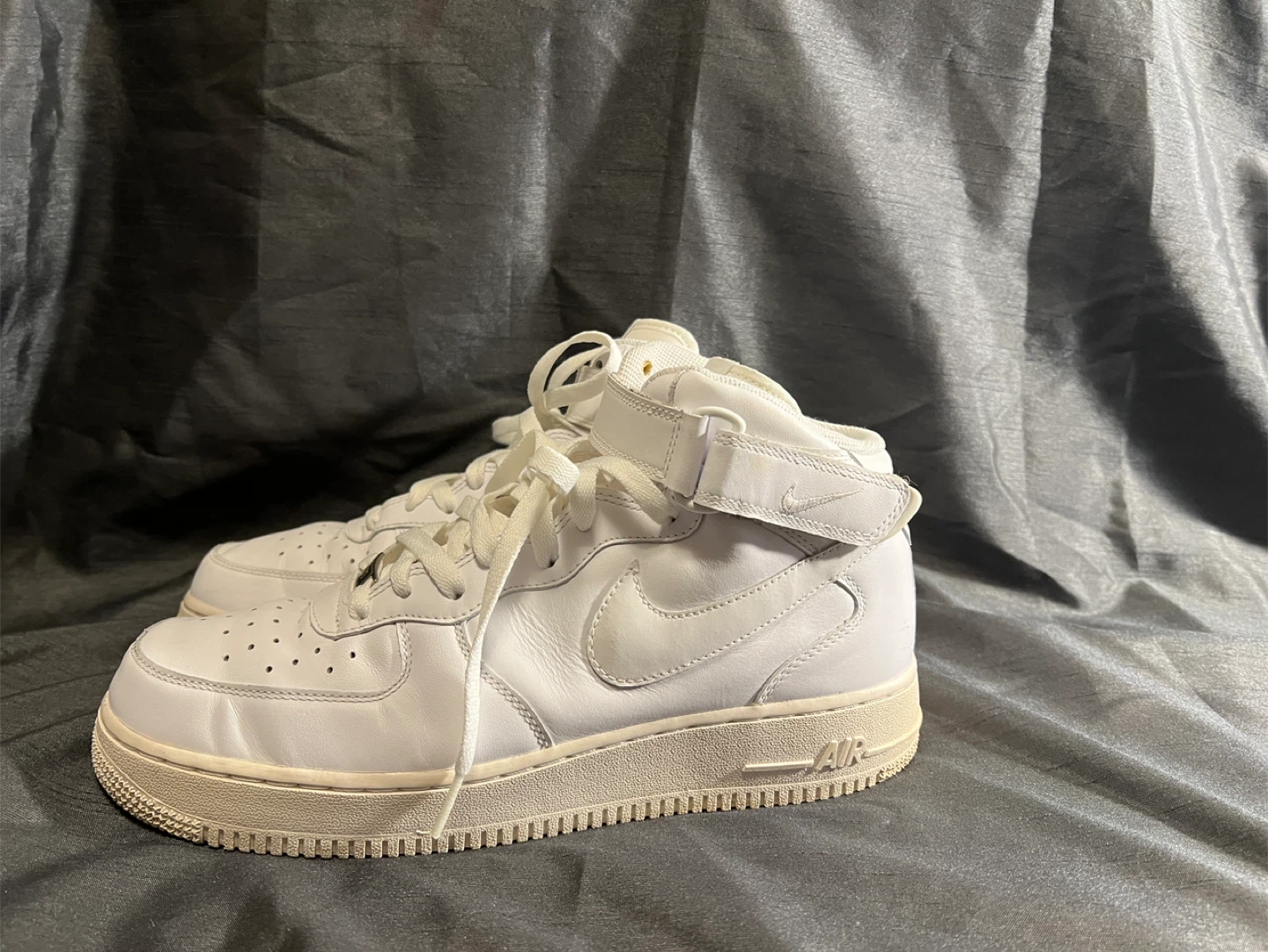 Nike Air Force 1 High '07 White Shoes - photo 2