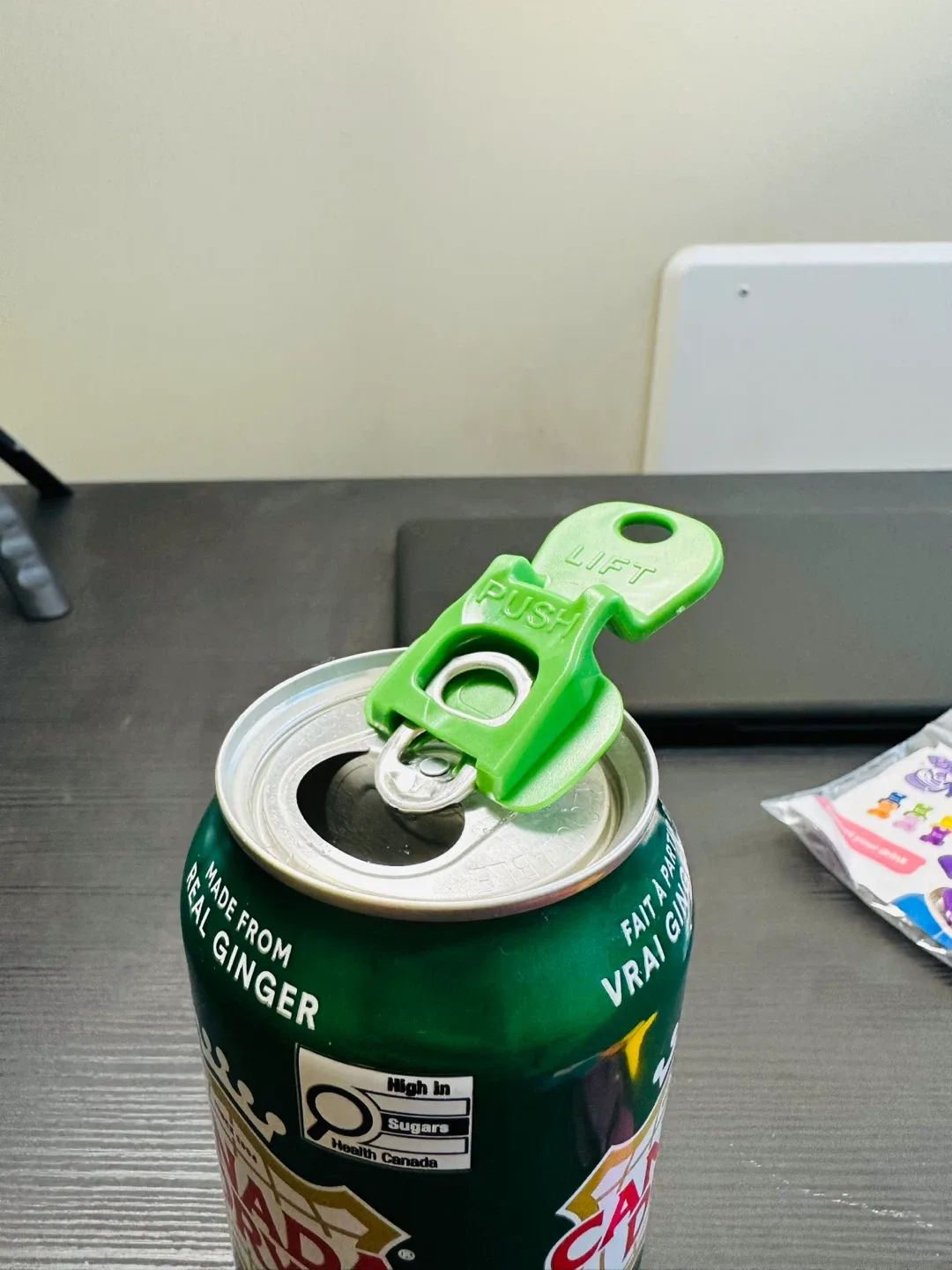 Colorful Can Opener - Easy Lift image indicator(4)