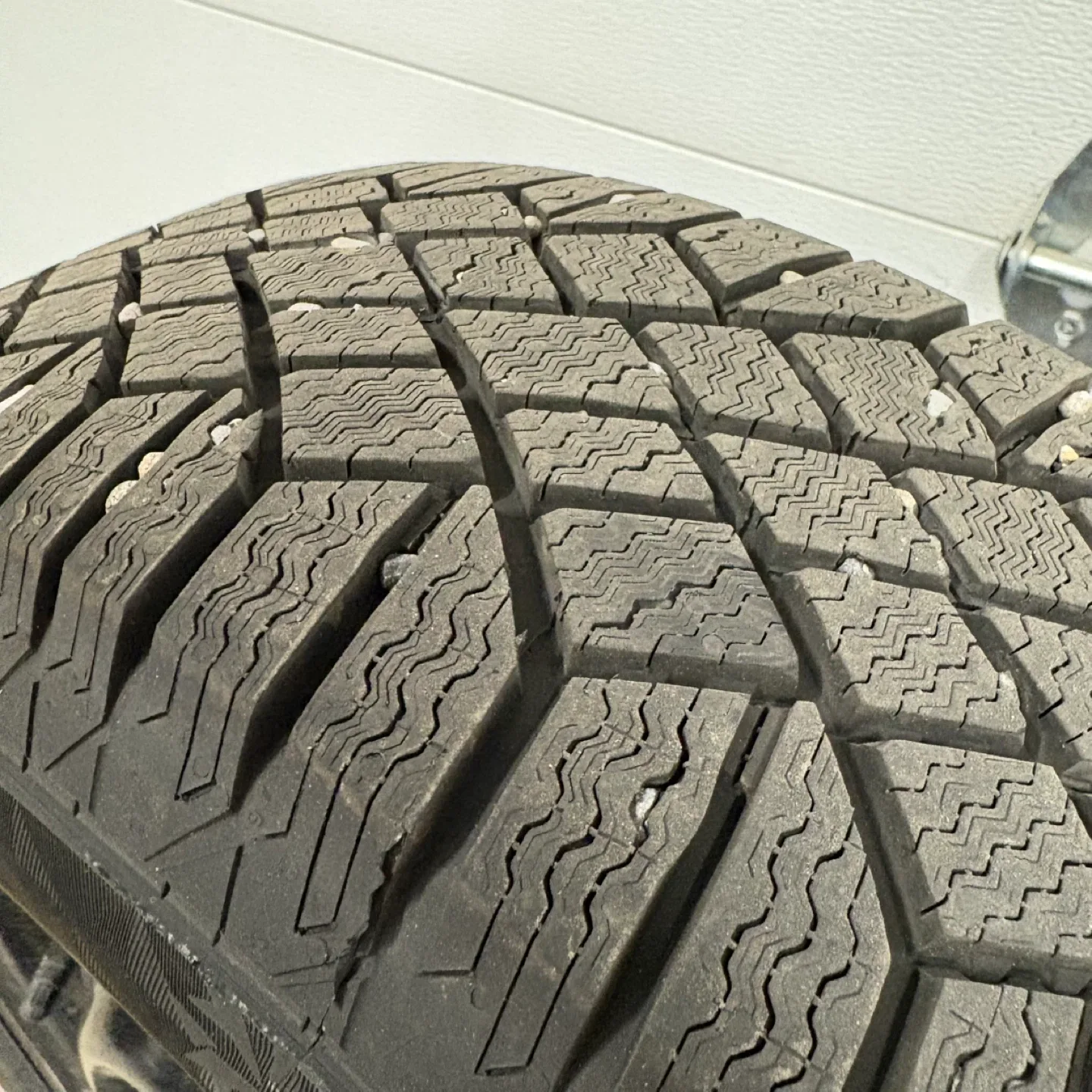 185/65R15 - 92T XL Continental VikingContact 7