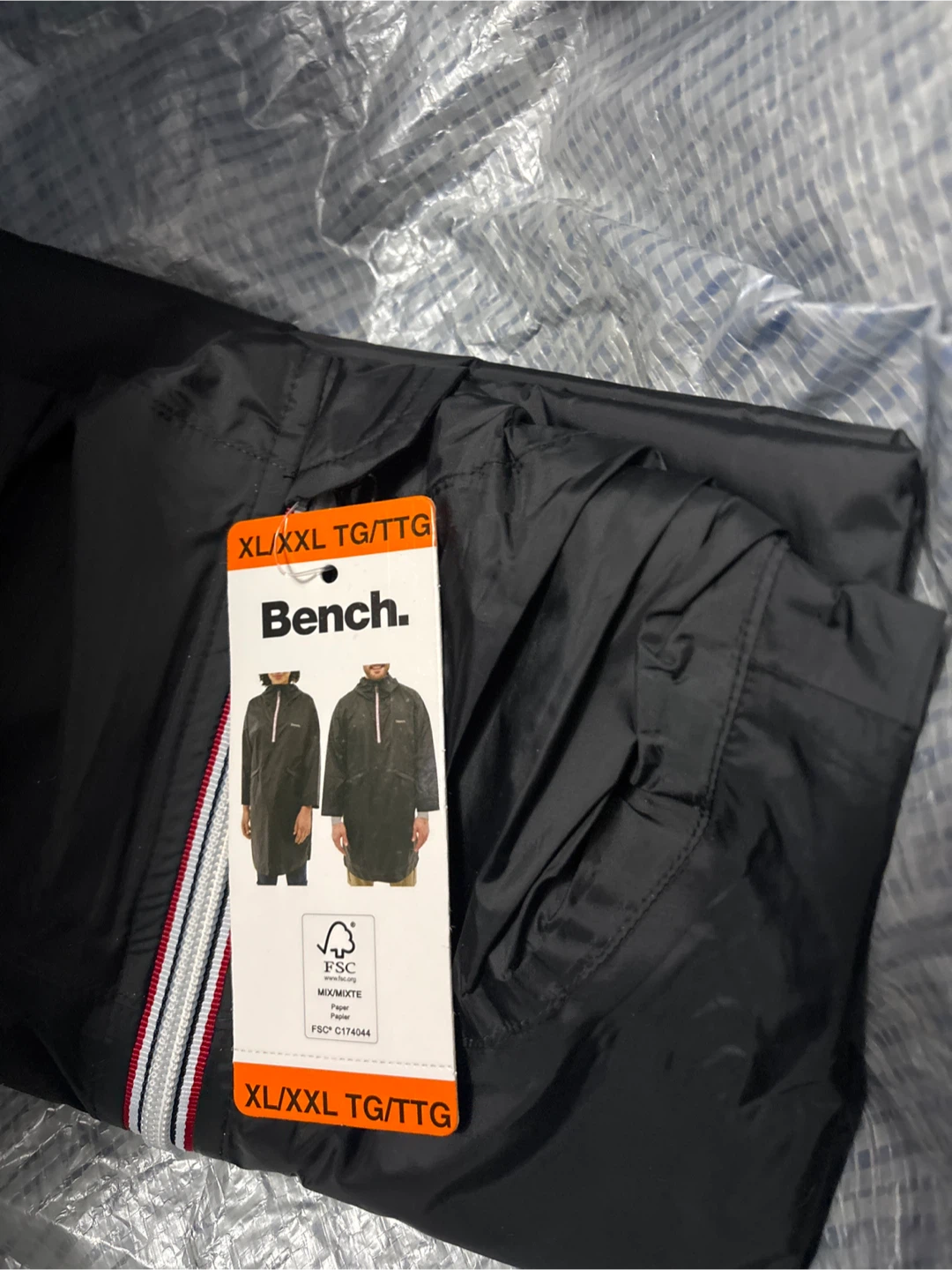 Bench. Black unisex Raincoat XL/XXL - New with tags - photo 2