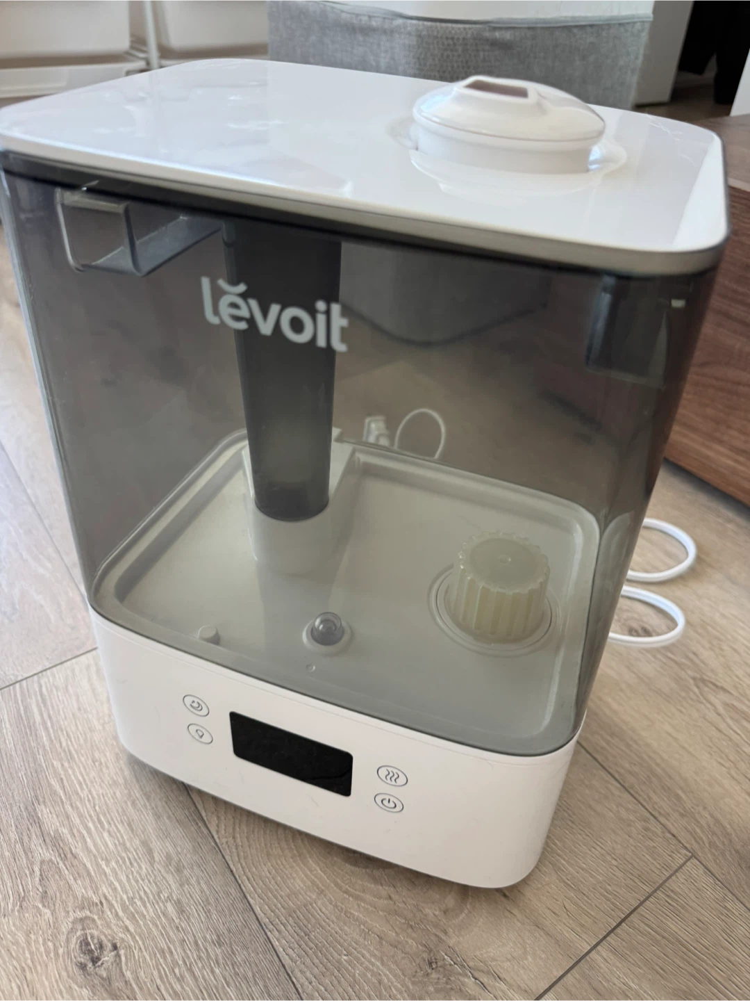 LEVOIT Humidifier (2 avaialble. Extra filters & aroma pads) - photo 2