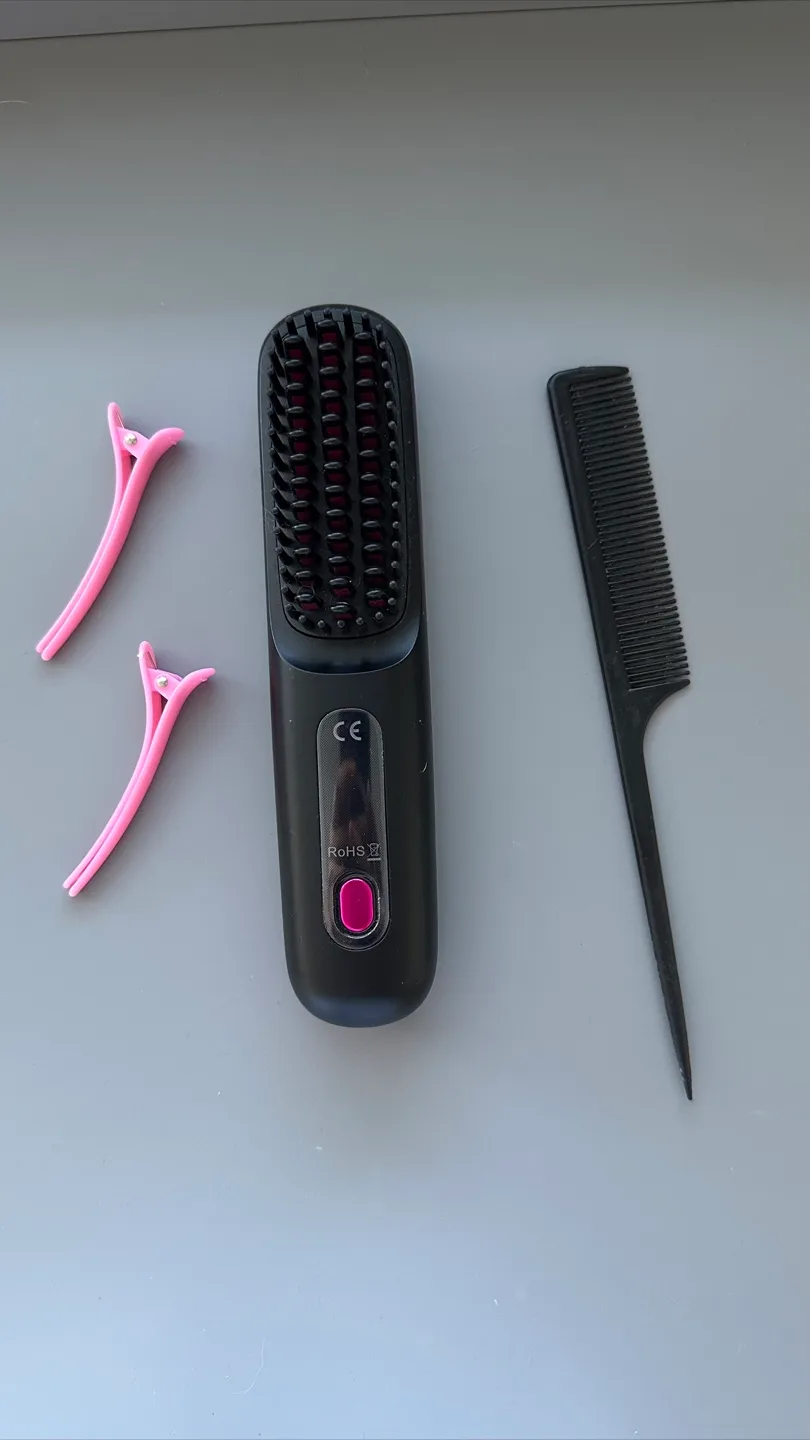 Hair Straightener Brush thumbnail