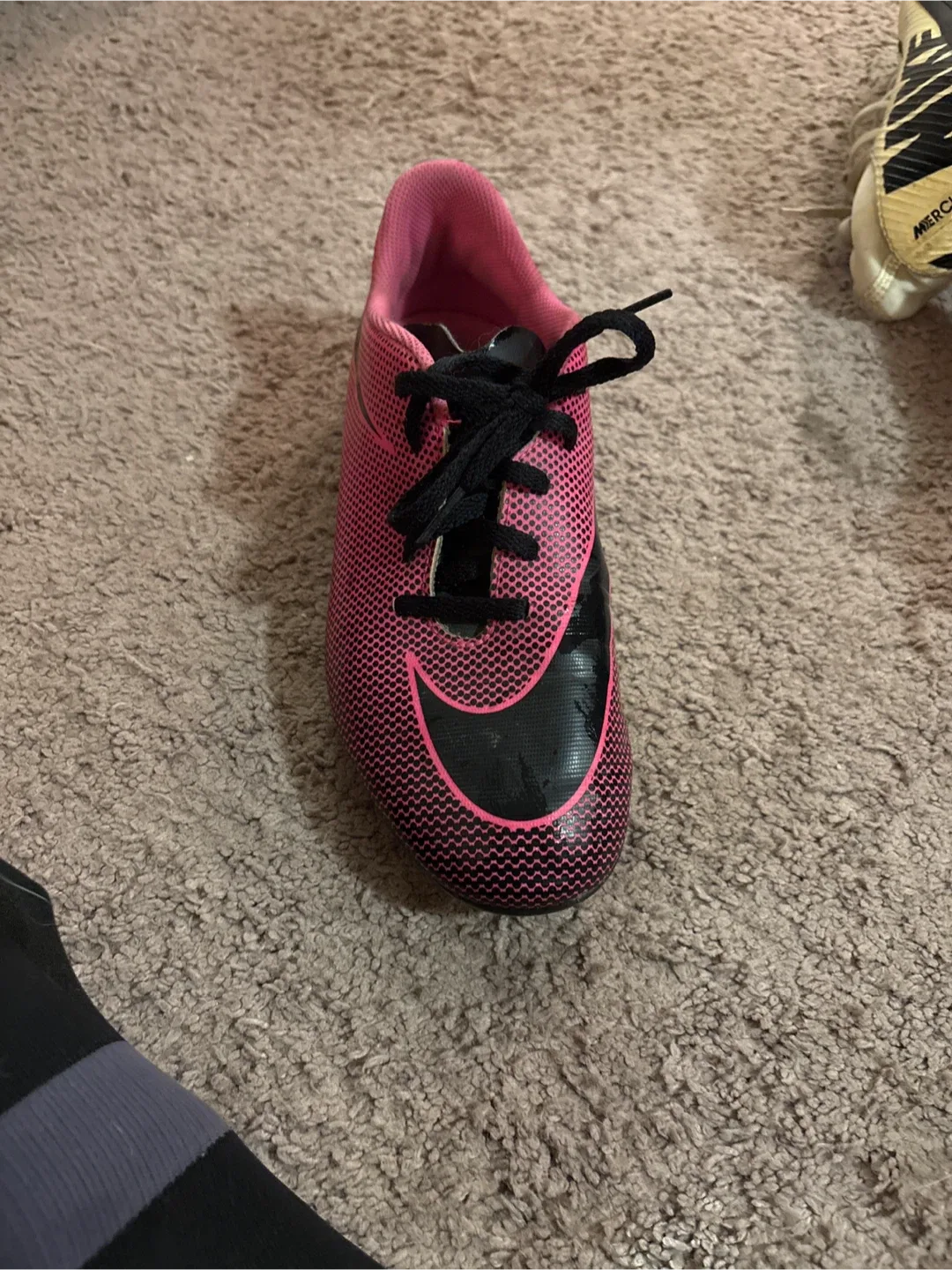 Nike Pink & Black Soccer Cleats size 6 image indicator(2)
