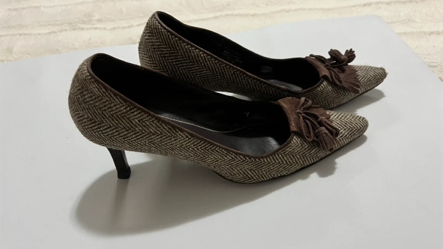 Ralph Lauren pumps size 8 - brown image indicator(2)