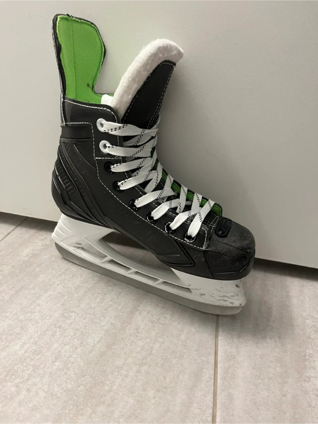 Bauer Hockey Skates image indicator(2)