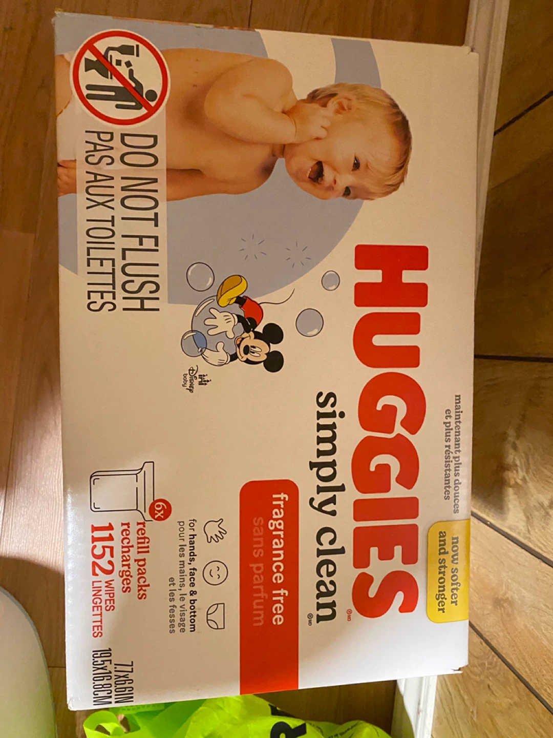 Baby Bath Support Seat & Box of Huggies Wipes (1152 Wipes) - photo 2