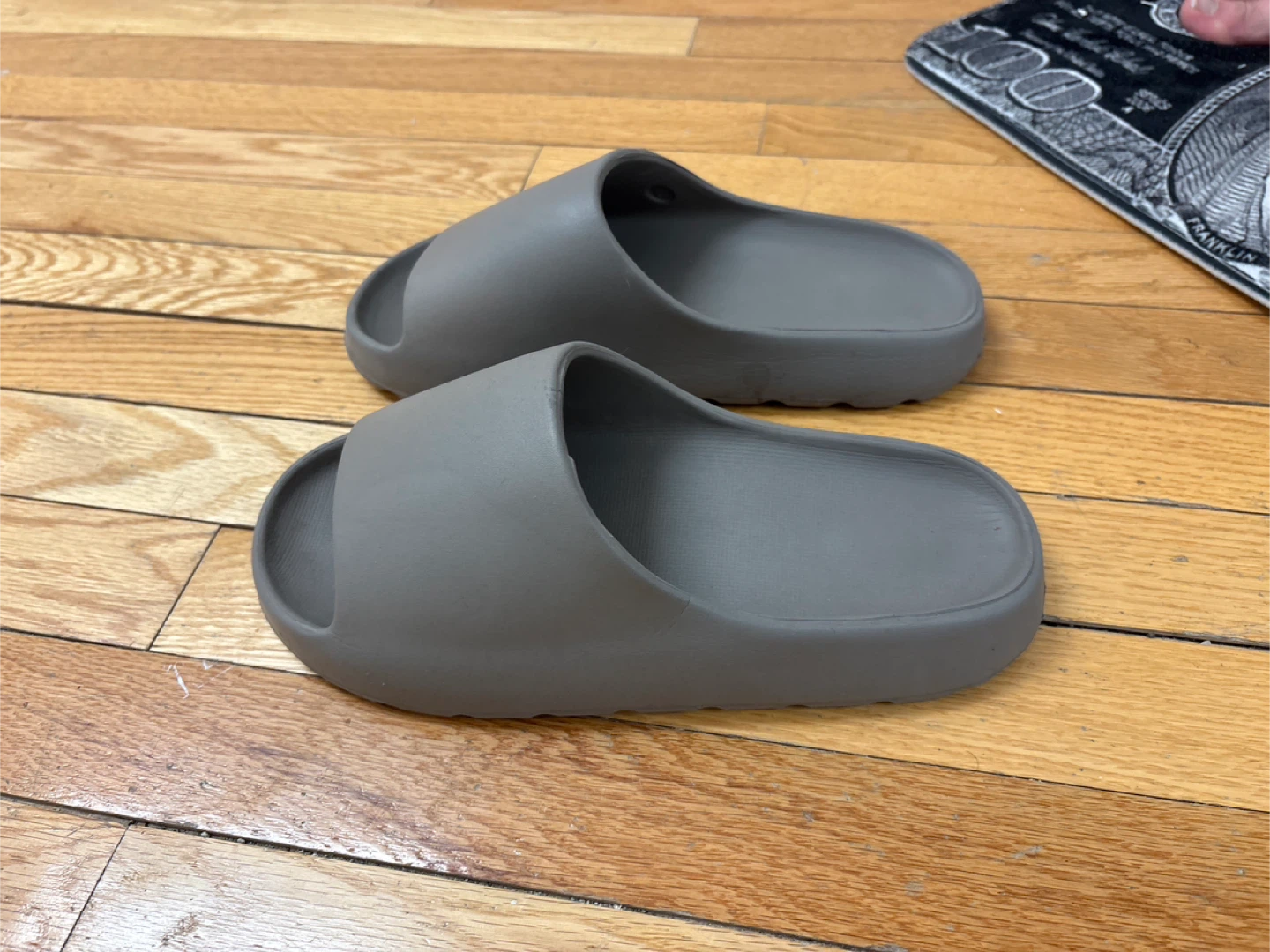 slippers no brand - photo 2
