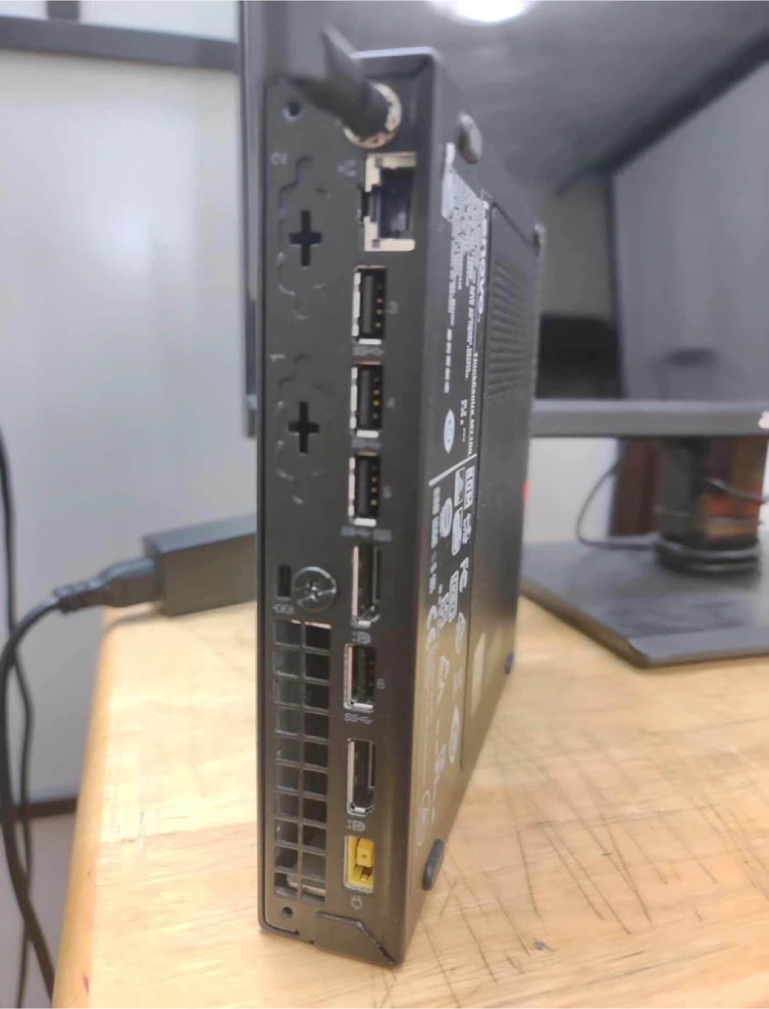 Lenovo ThinkCentre M710q Mini PC - photo 4