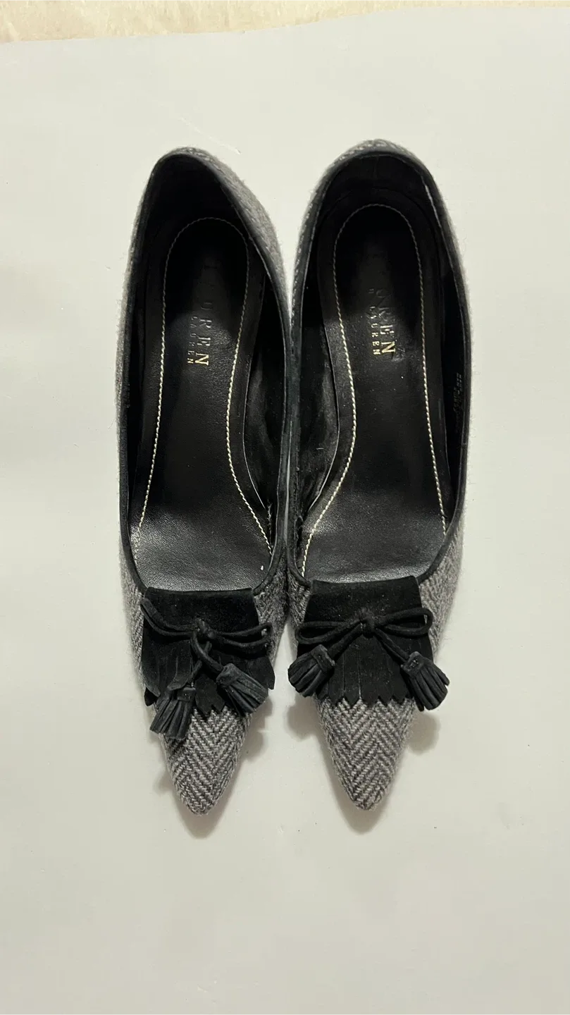 Ralph Lauren pumps in size 8 - black image indicator(2)
