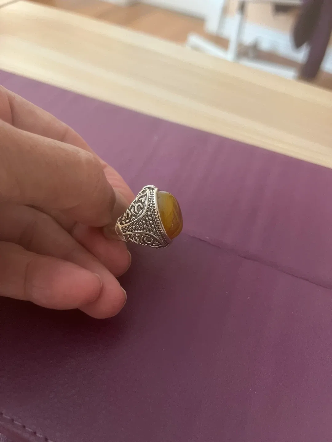 Beautiful Yellow Agate Gemstone Ring image indicator(6)