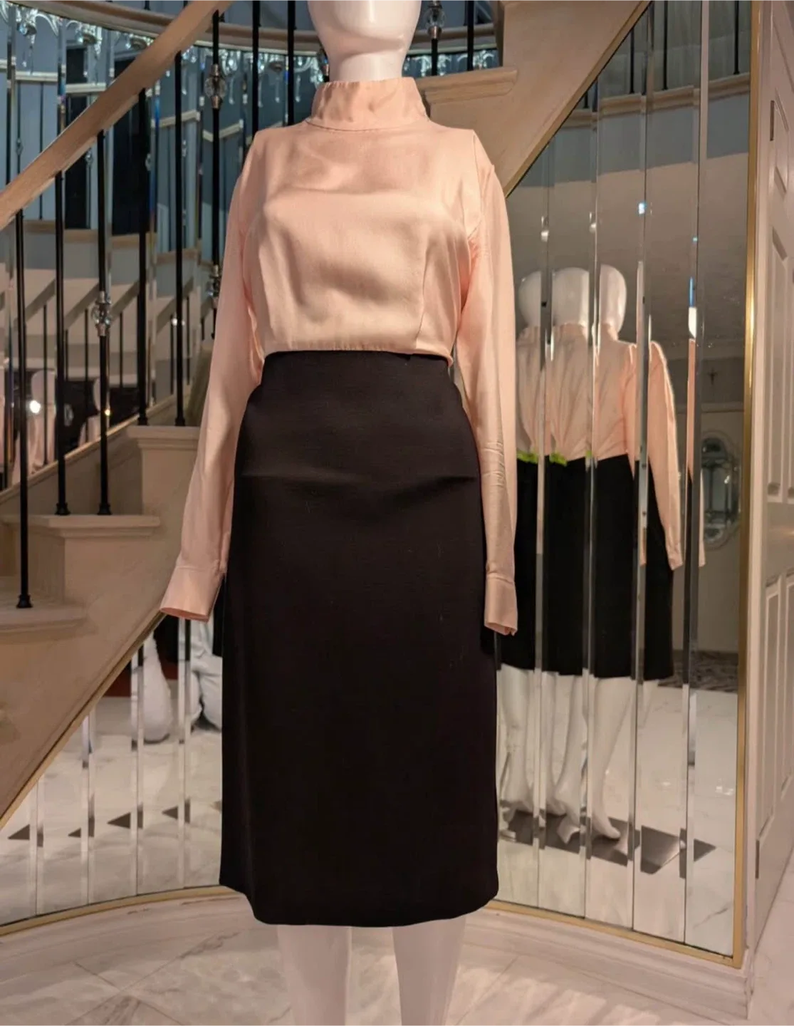 Ted Baker London Blouse - Size 3 image indicator(2)