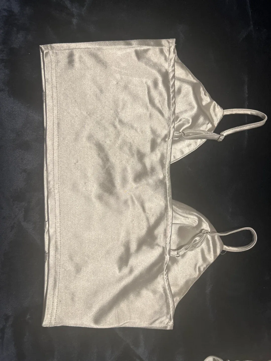 Shein Silver Top - Size L image indicator(3)