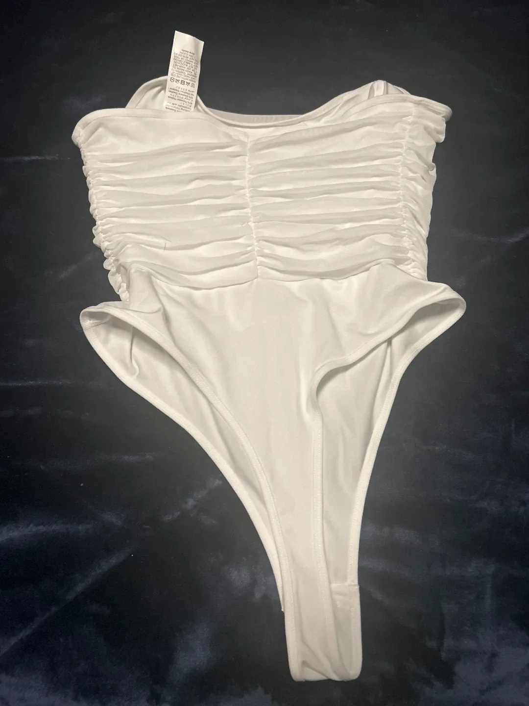 White Bodysuit - Size L image indicator(3)