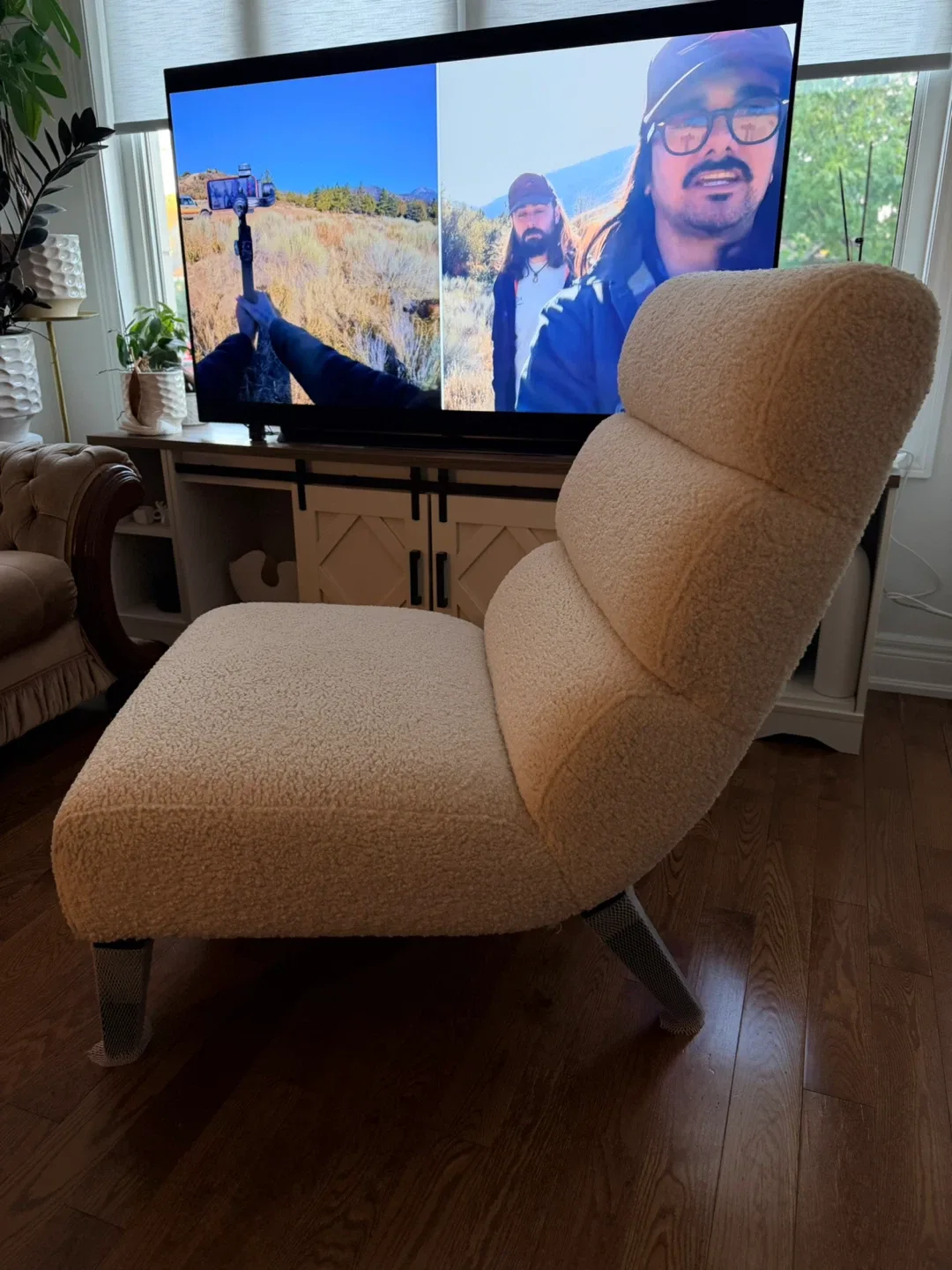 Boucle Accent Chair - Cream Colour image indicator(2)