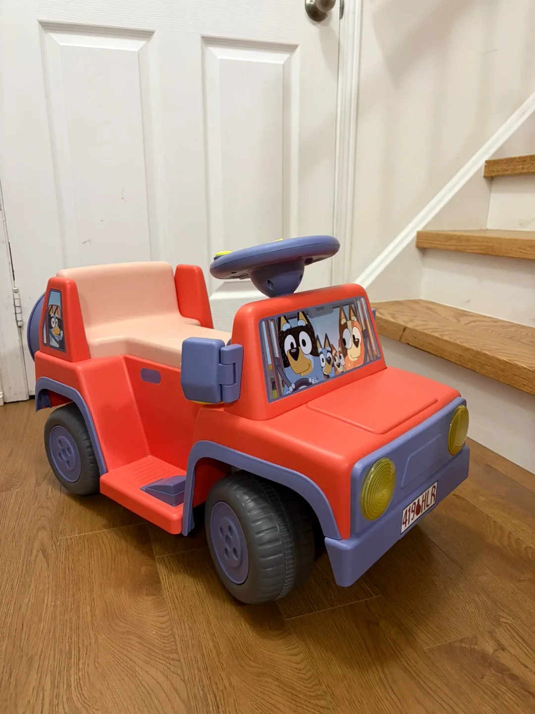 Bluey Ride-On Car image indicator(3)