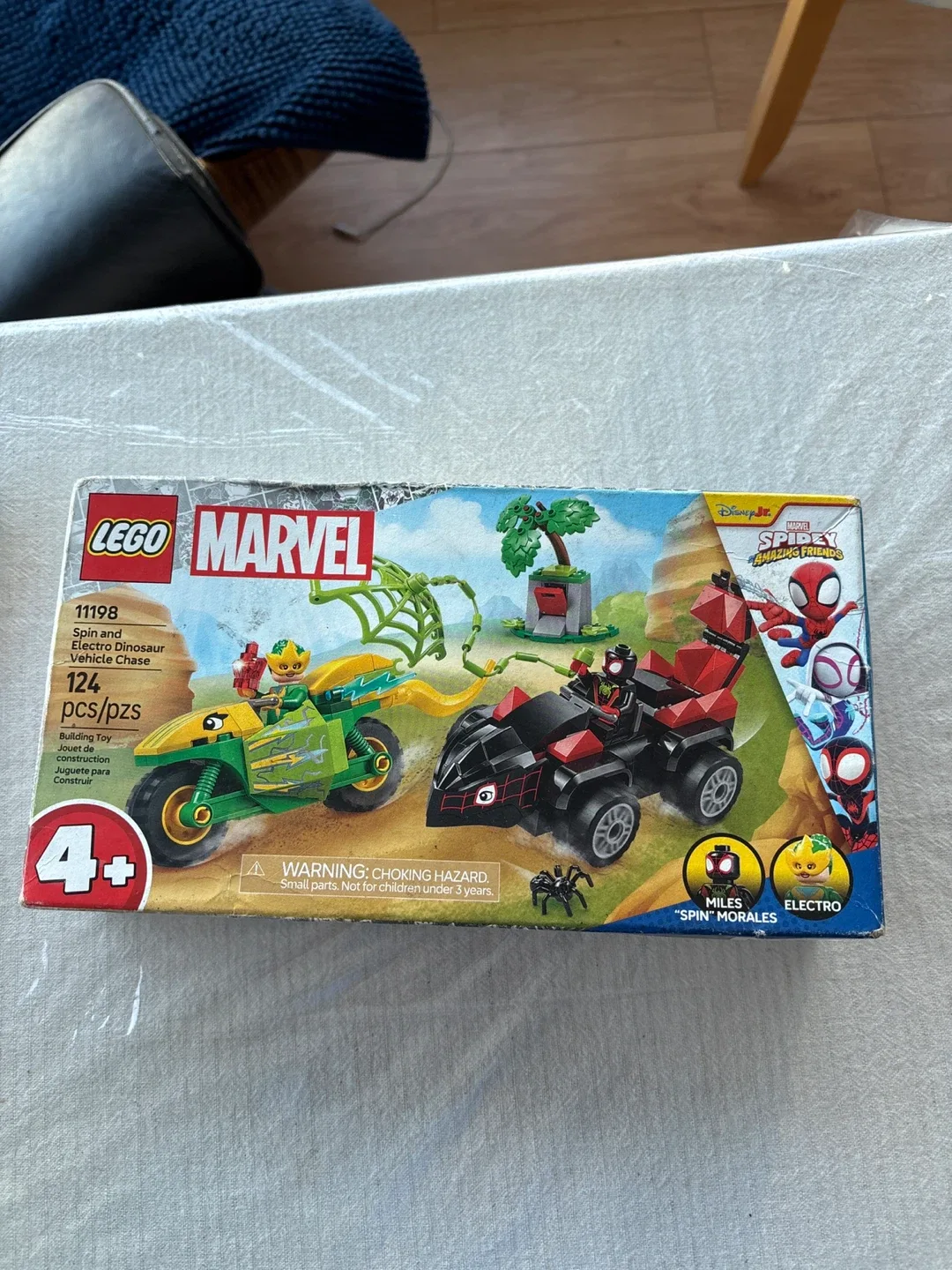 LEGO Marvel Spidey Spin and Electro Dinosaur Vehicle Chase thumbnail