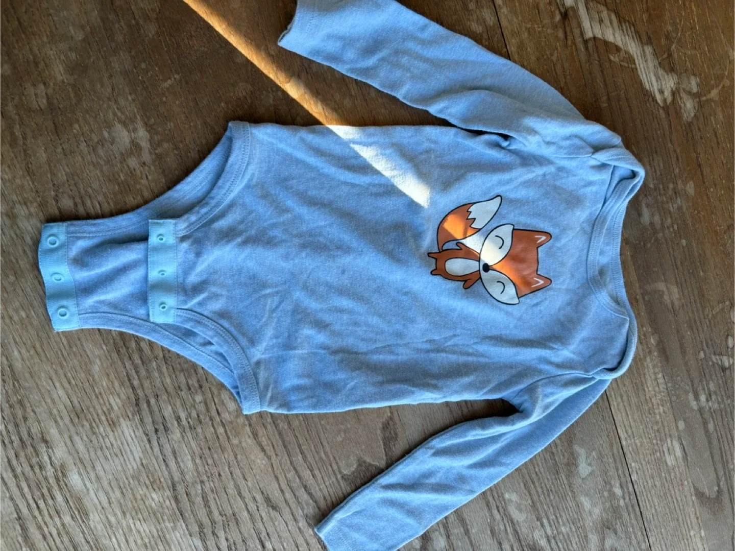 Boys Long Sleeve Onesies Bundle- size 24 m image indicator(5)