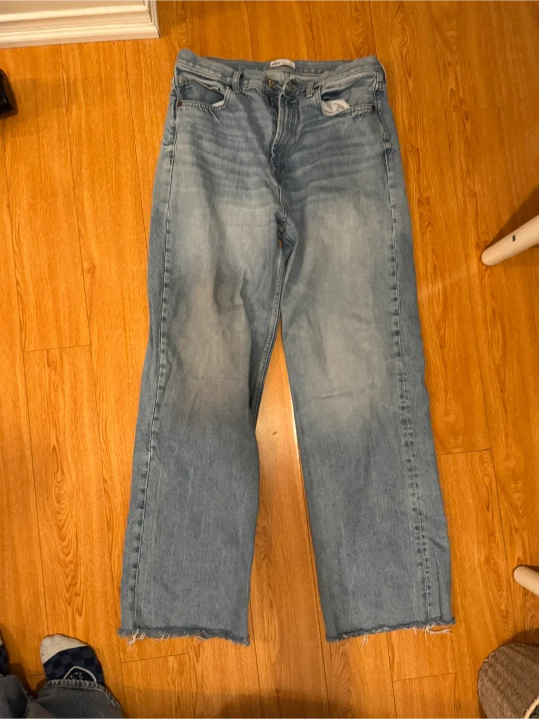 Zara Wide Leg Jeans - Size 12 image indicator(2)