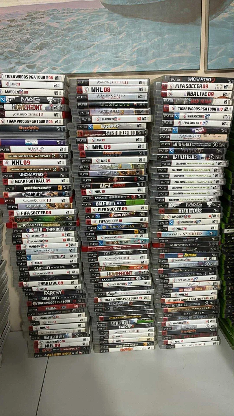 Mixed Lot of Xbox, Playstation Games image indicator(4)
