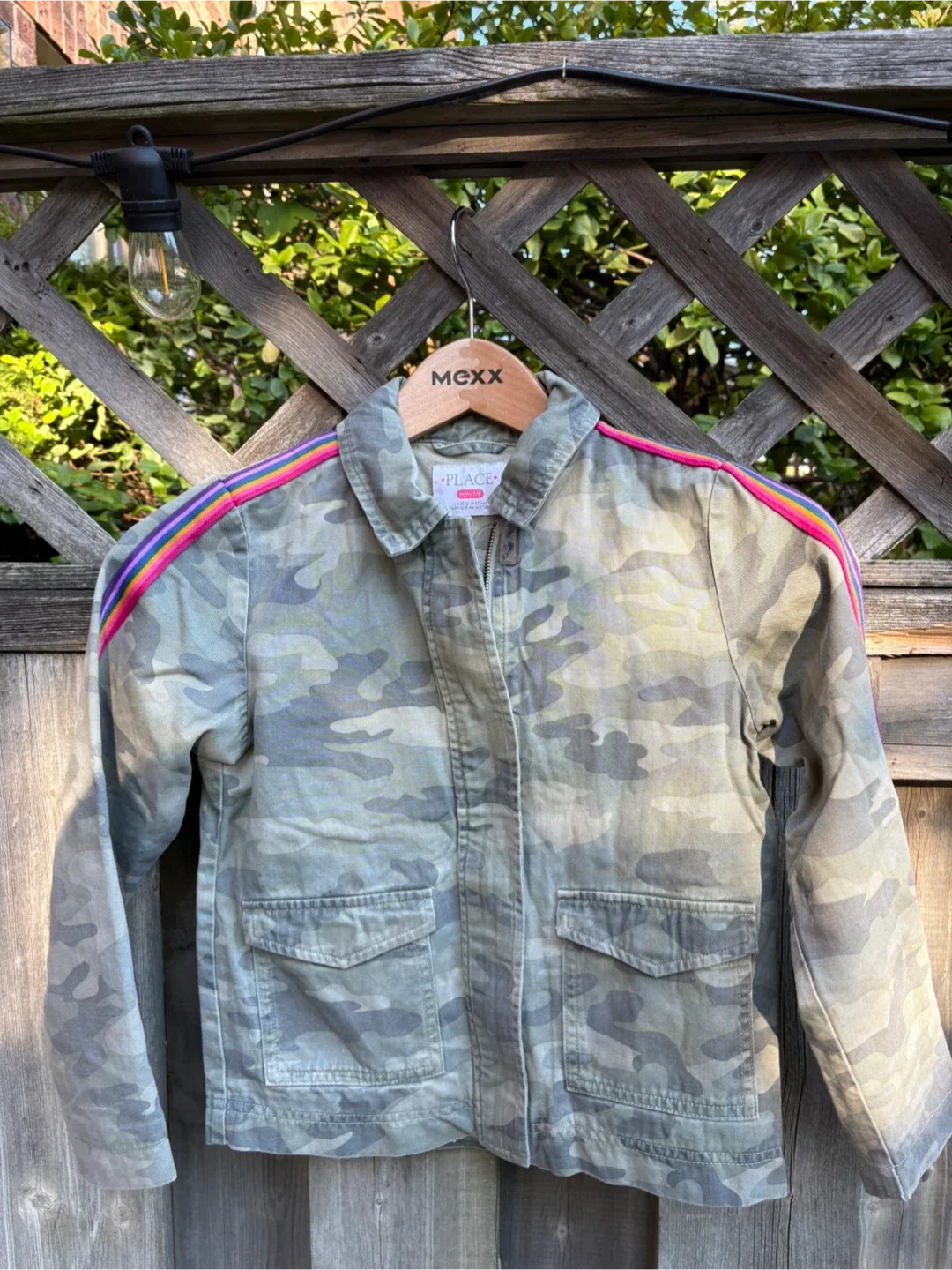 The Children's Place Camo Rainbow Jacket Size M (7/8) thumbnail
