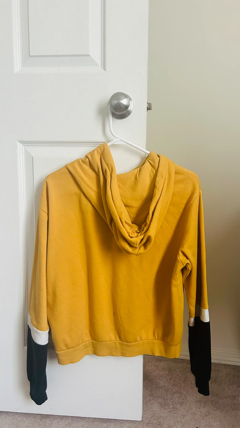 H&M Divided Portland Hoodie - Size S - photo 2