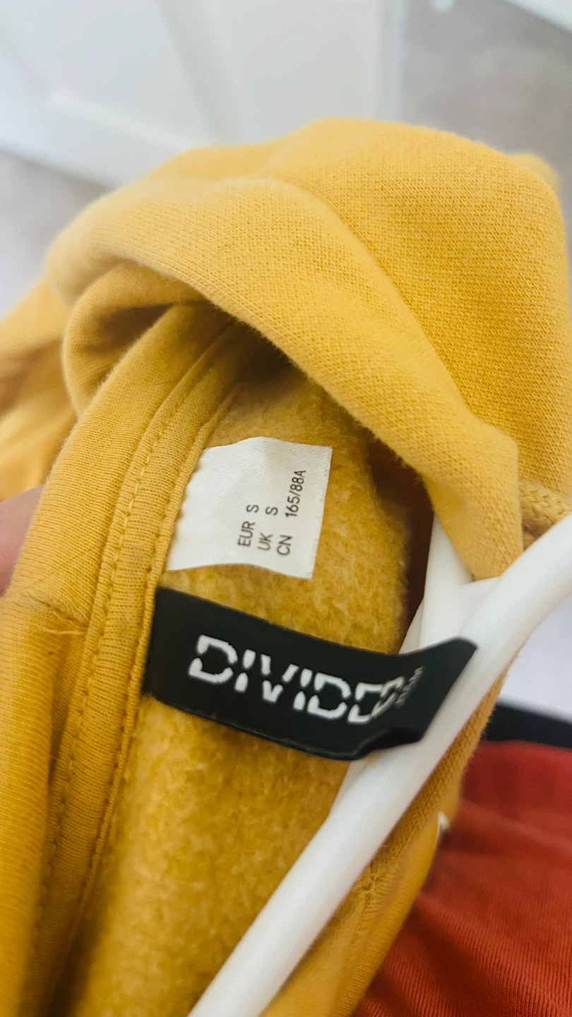 H&M Divided Portland Hoodie - Size S - photo 3