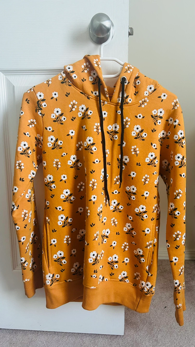 Silvour Floral Hoodie - Size M