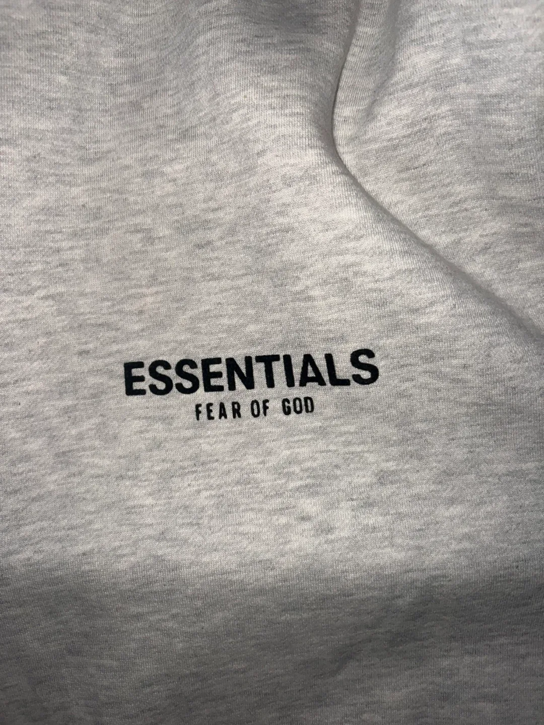 Essentials Fear of God Hoodie - Size L image indicator(3)