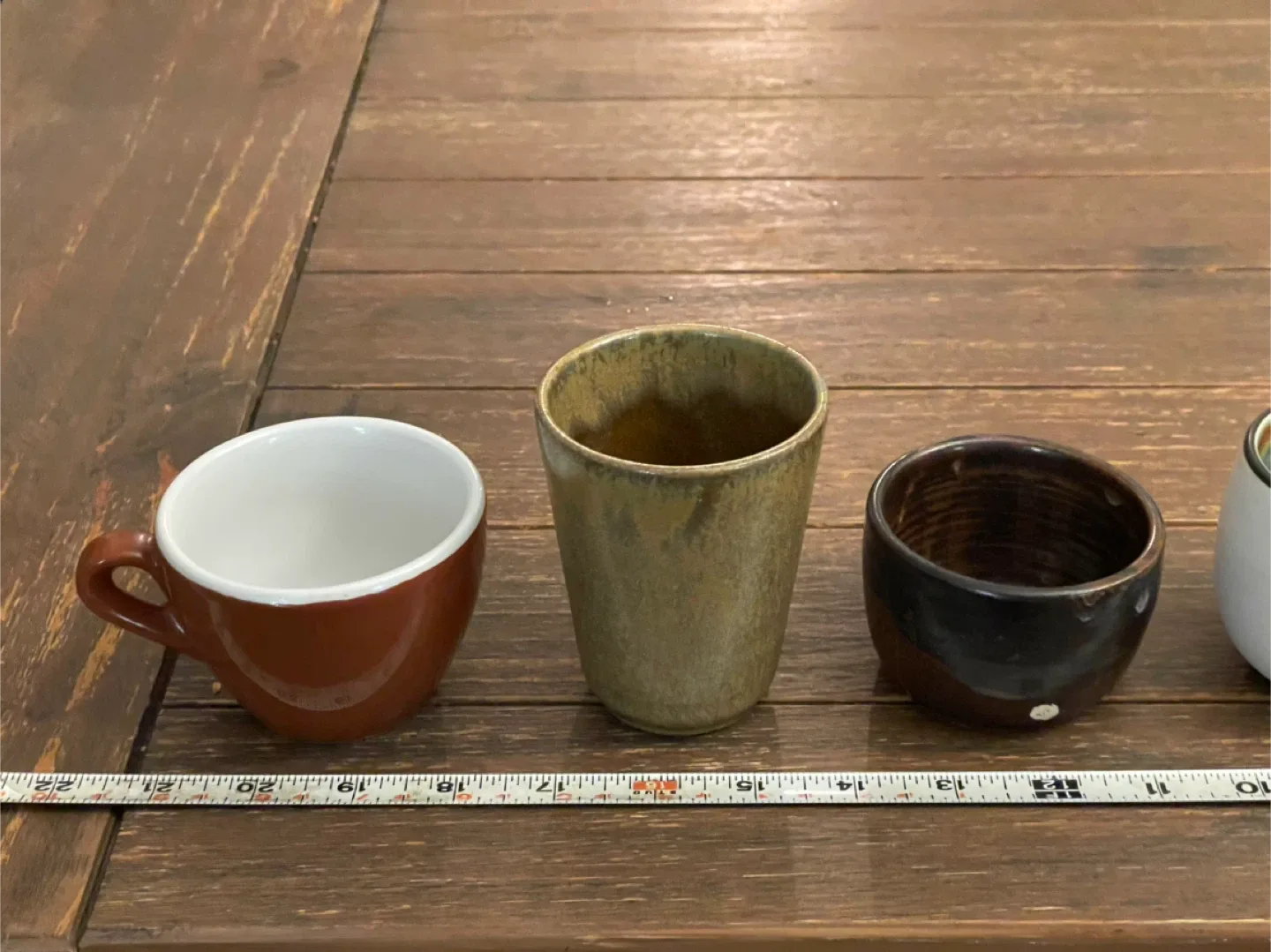 Set of 6 Assorted Ceramic Cups image indicator(3)