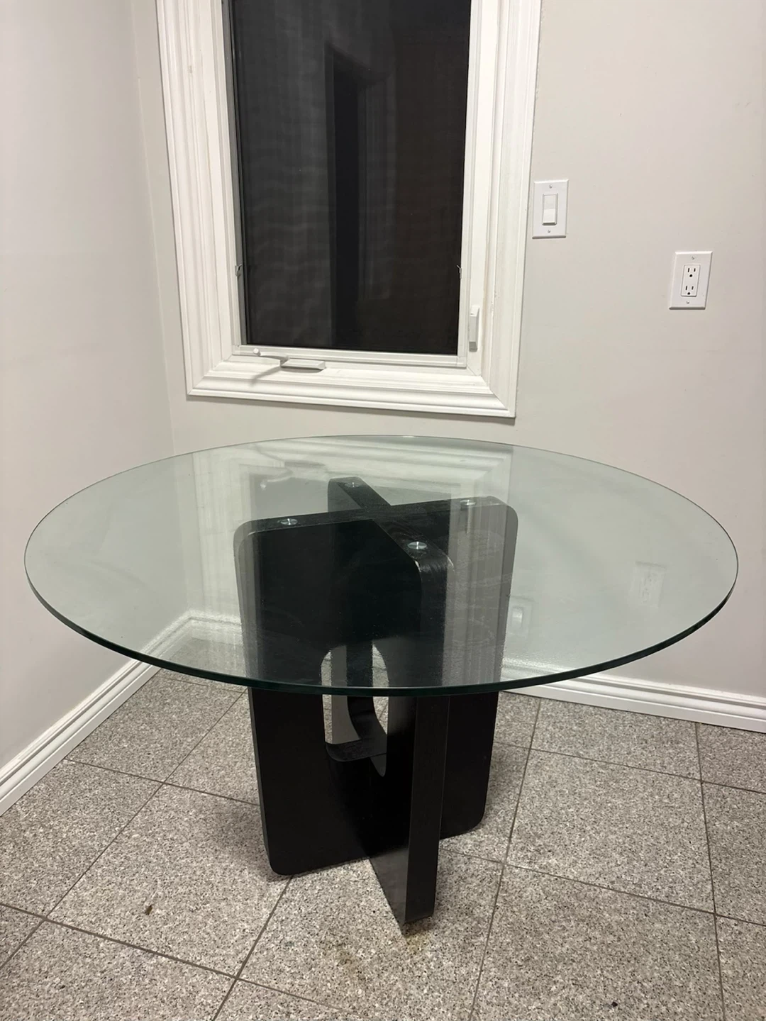 Round Glass Top Dining Table