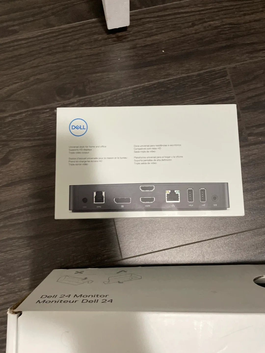 Dell 24 inch Monitor, Dell Universal Dock & Dual Monitor Arm image indicator(3)