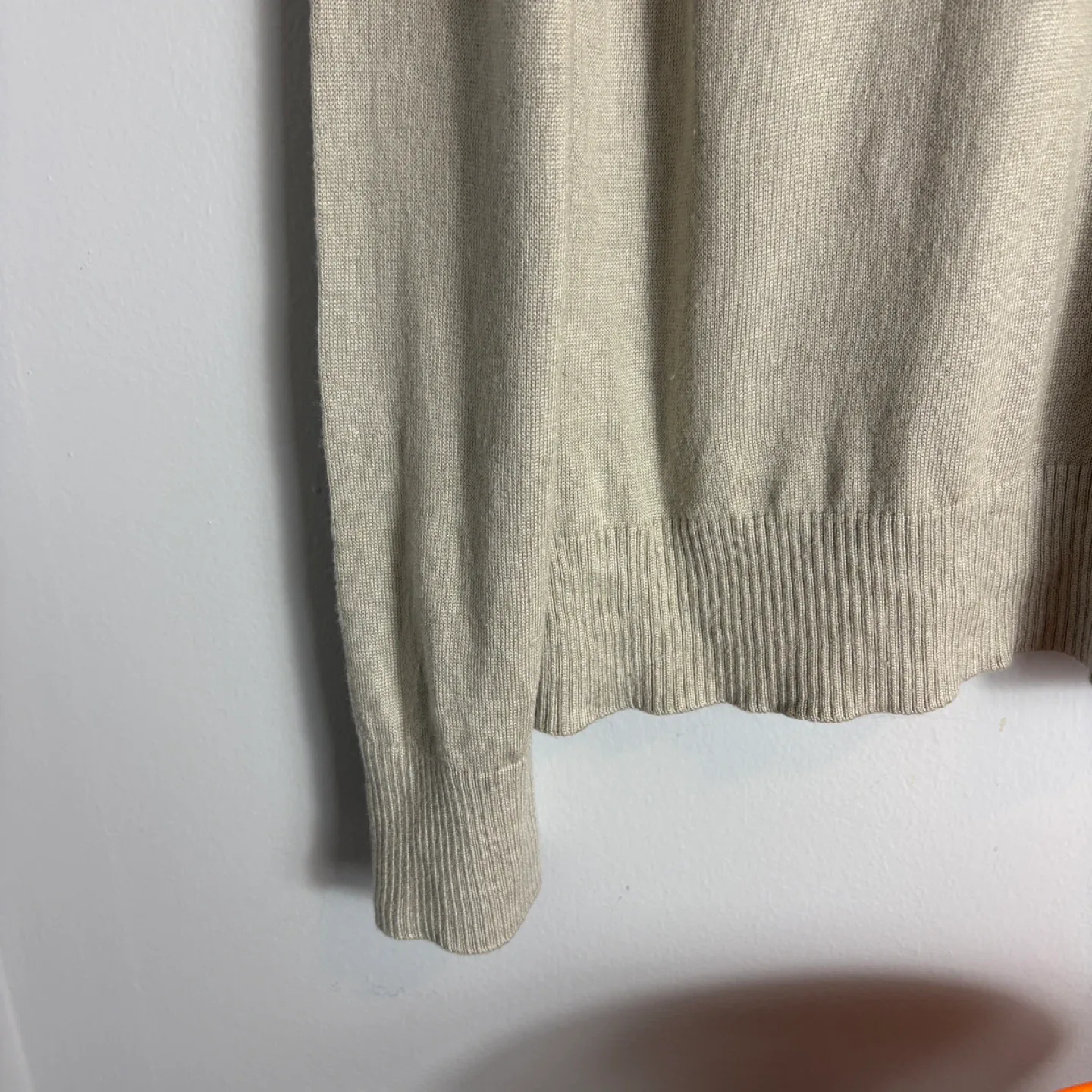 Banana Republic Silk Cashmere Sweater in Camel Beige Size XXL image indicator(4)