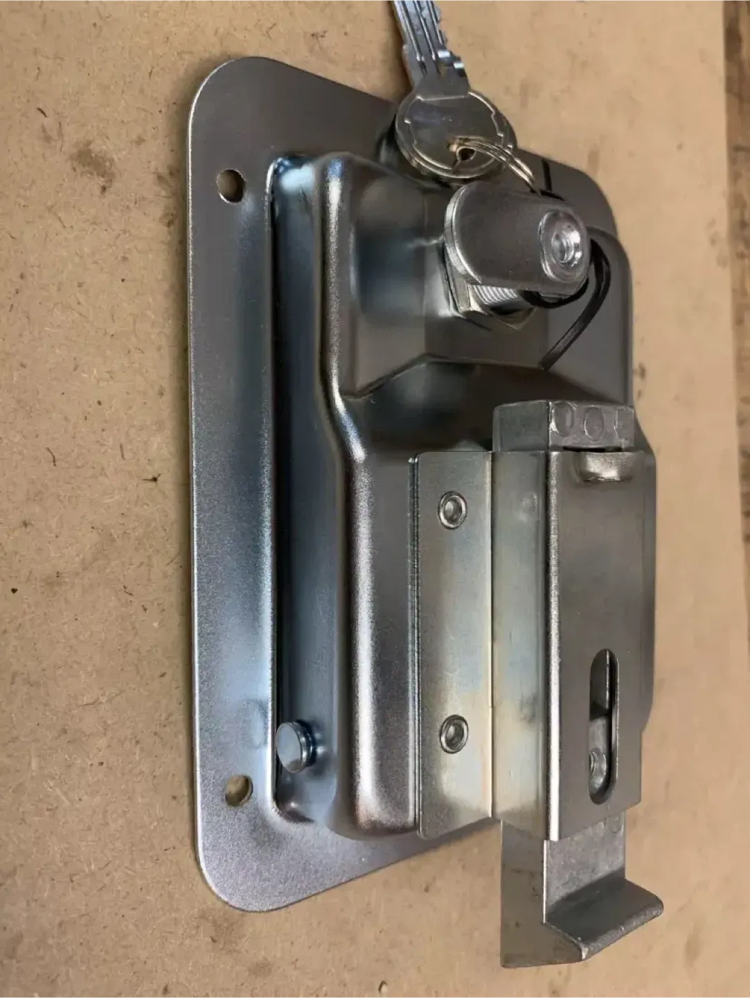 Locking Paddle Latch with CH501 keys & mounting holes - NEW. image indicator(4)