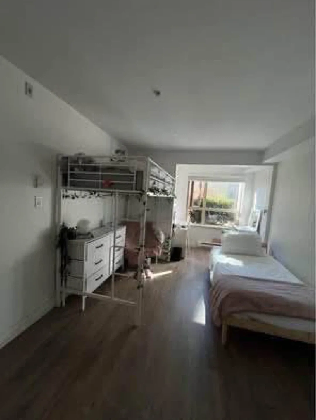 2 Beds 2 Baths - Apartment image indicator(5)